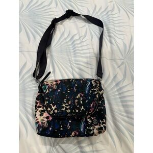 Lululemon Go Your Om Way Crossbody Bag